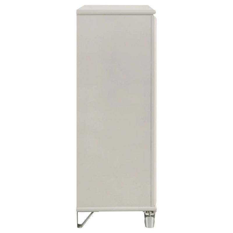 Gwendolyn - 5 Drawer Bedroom Chest Of Drawers - White by HouseOfZazla