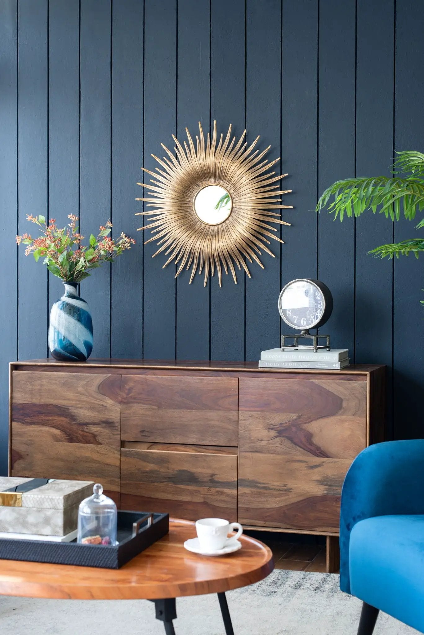 Retro DesignSunburst Metal Wall Mirror Decorative Mirror For A Bedroom Dressing Room, Hallway Or Living Space - Gold by Unique Piece Furniture