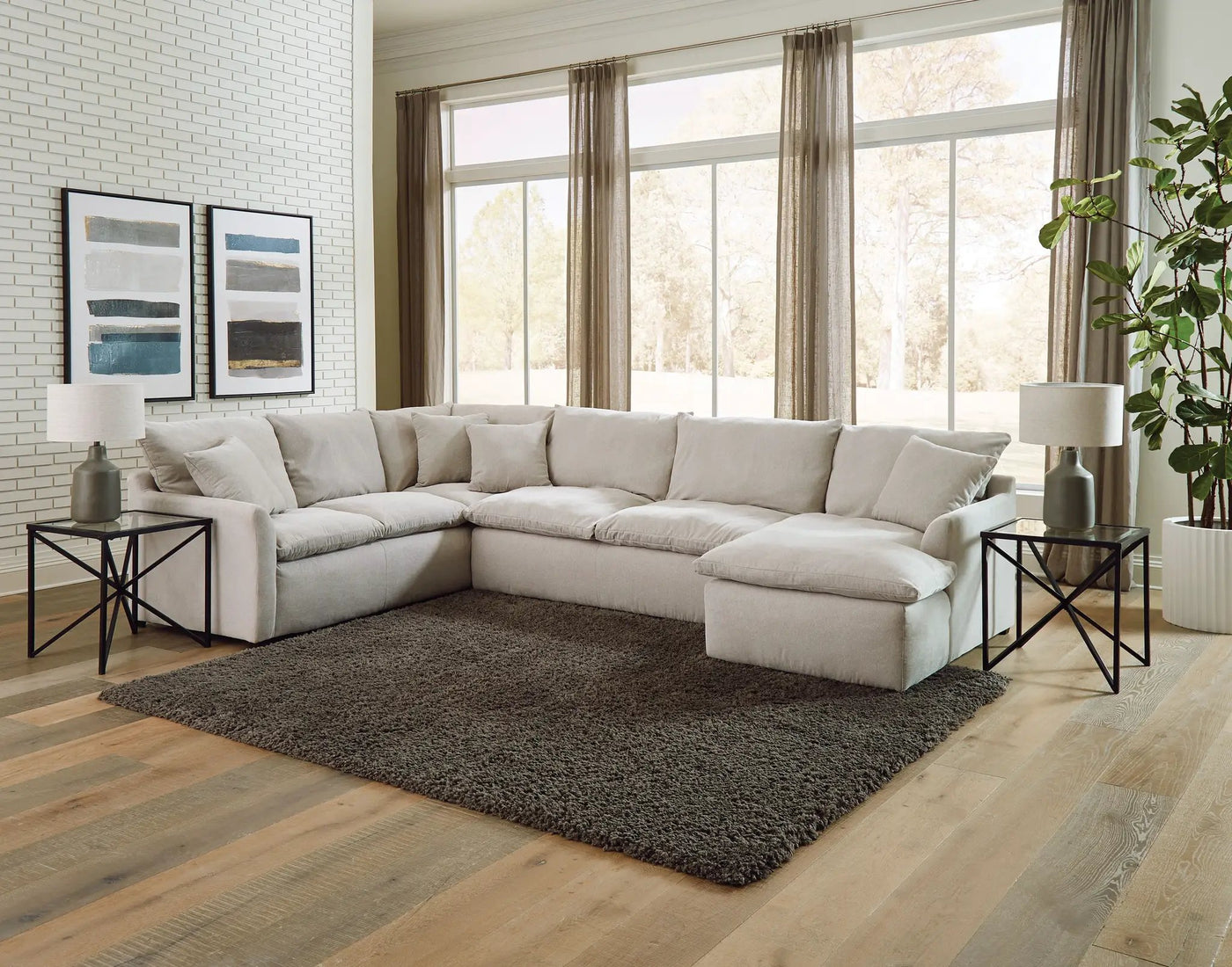 Harper - Sectional by Unique Piece Furniture