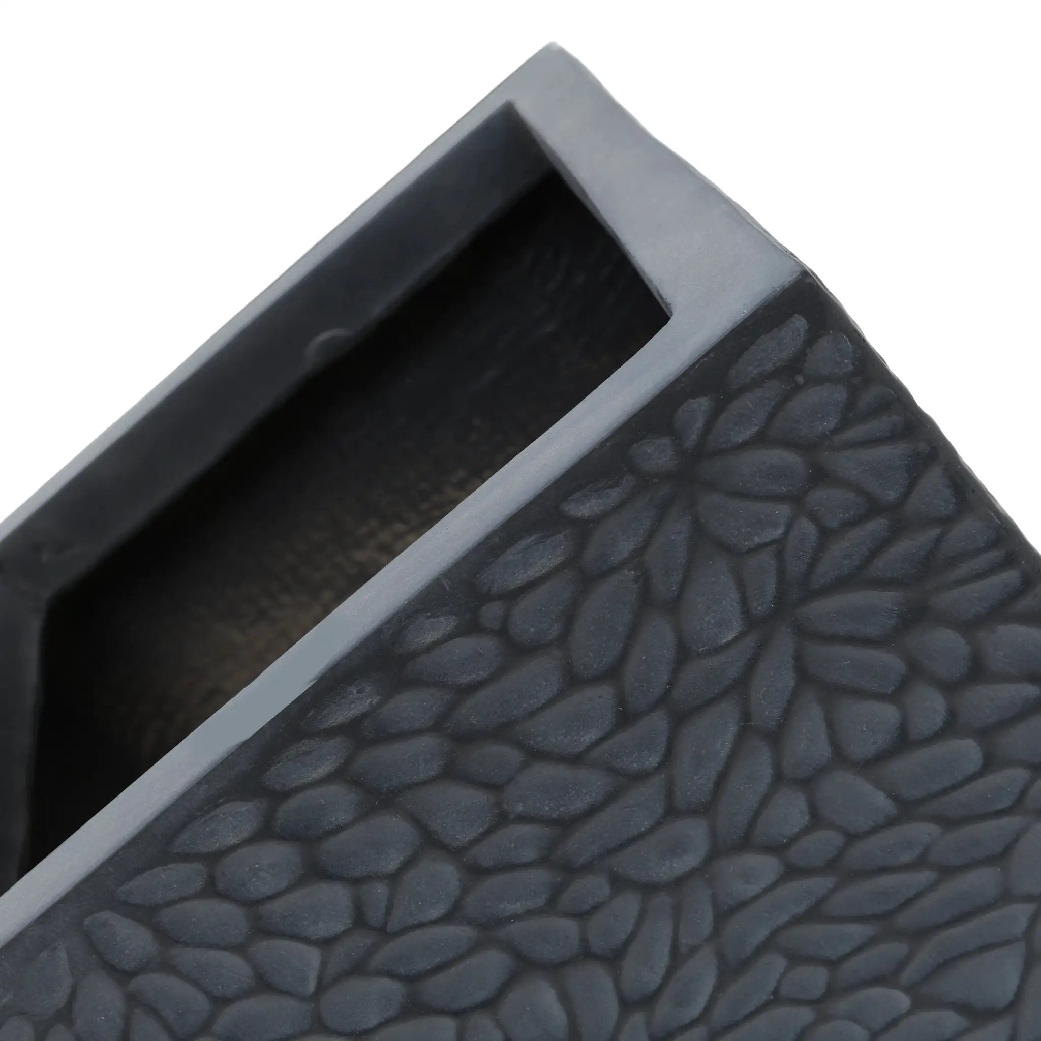 Large Outdoor Indoor Magnesium Oxide Planter Set of 4 by HouseOfZazla
