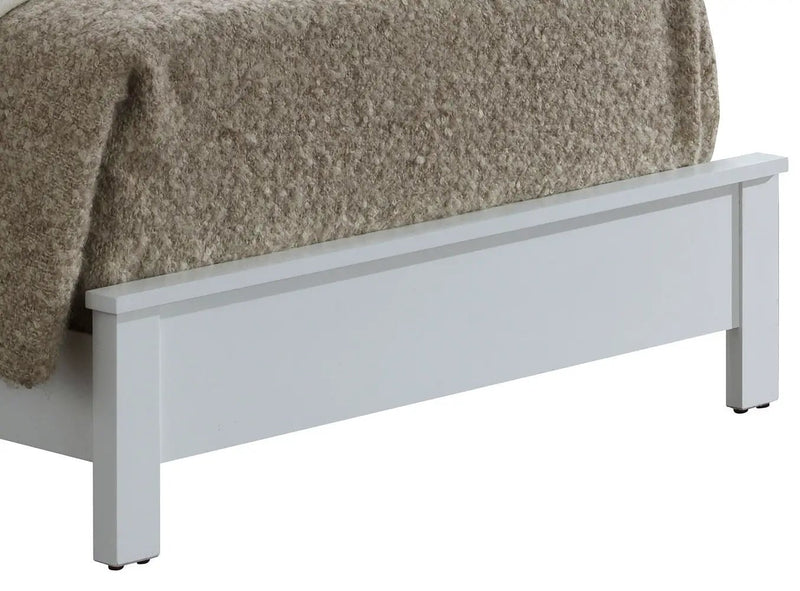 Bed With Transitional Design Stylish by Unique Piece Furniture