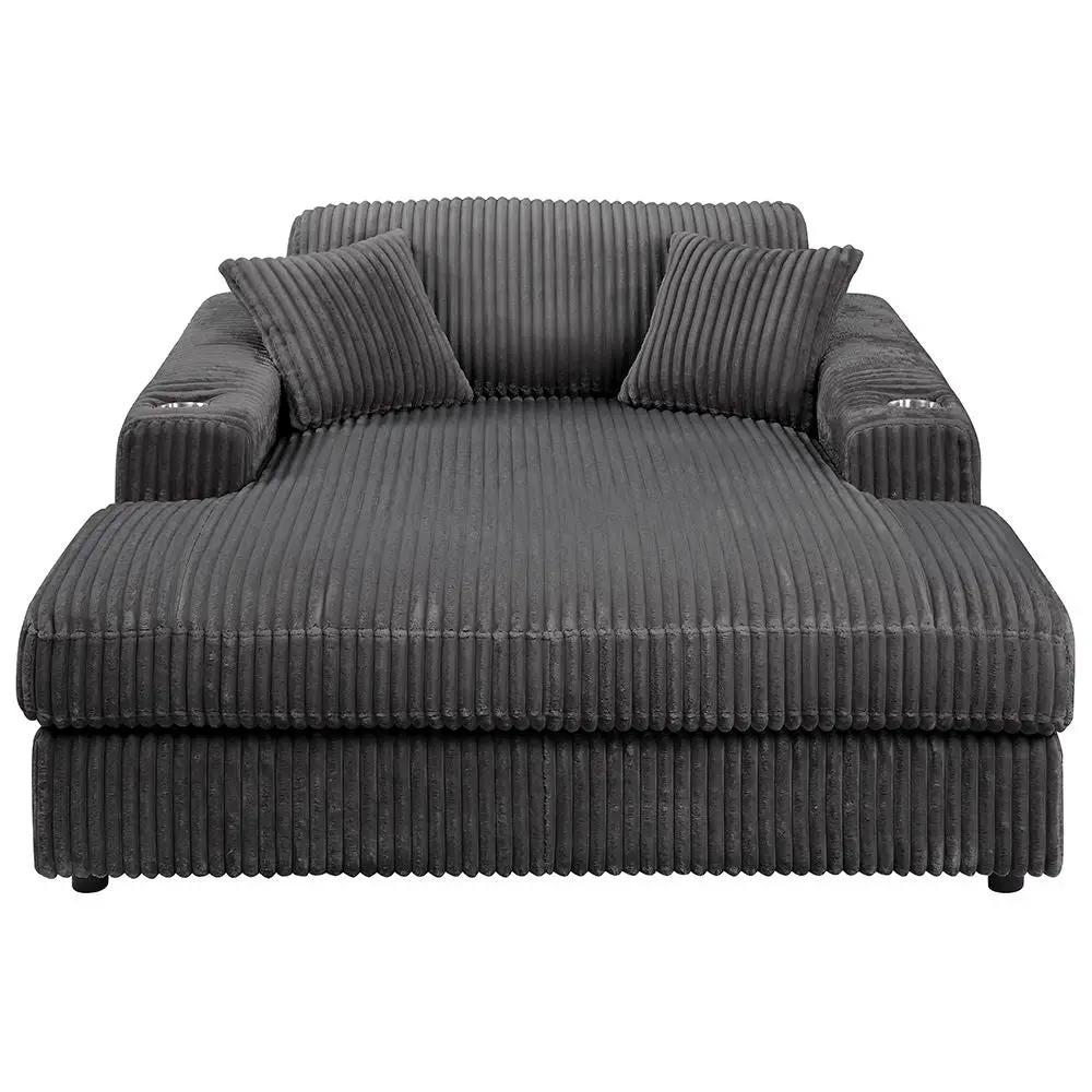 Hilde - Chaise With 2 Pillows by Unique Piece Furniture