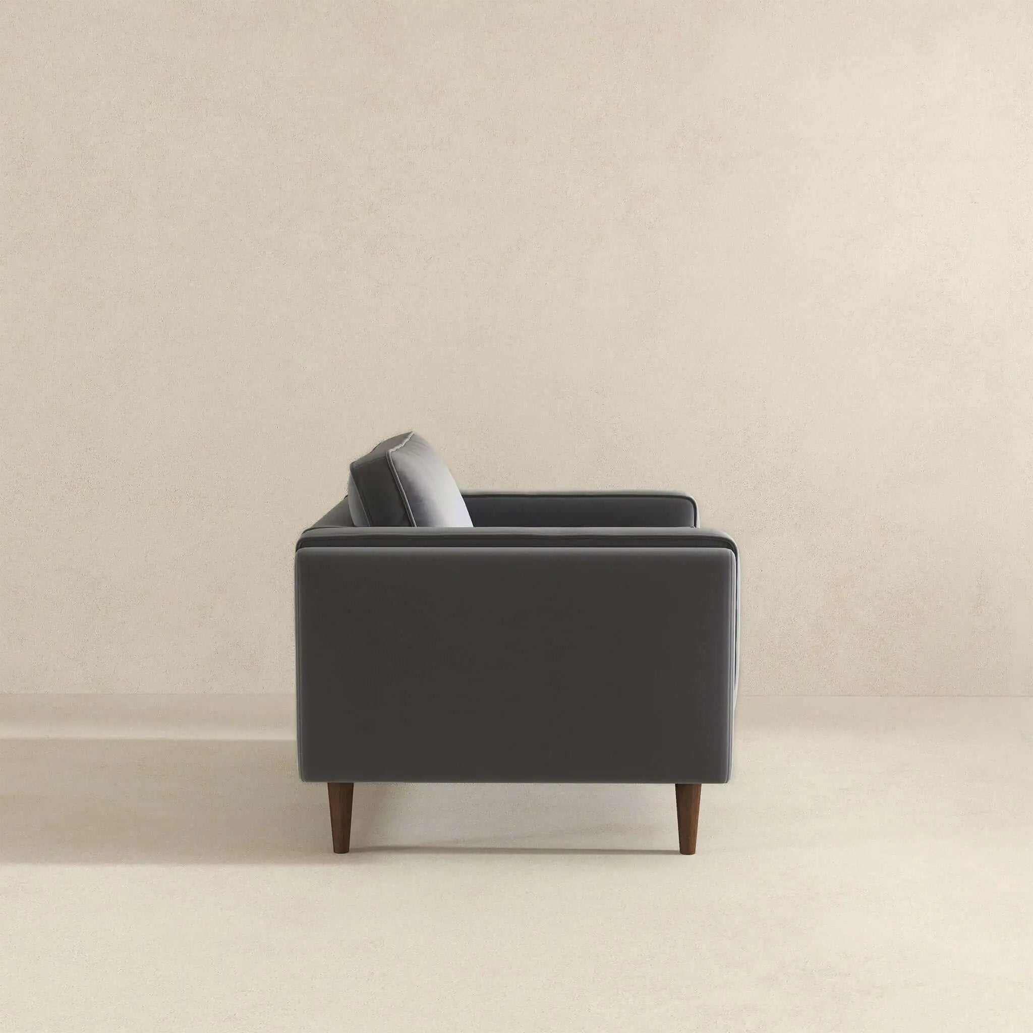 Amber - Universal Lounge Chair by HouseOfZazla