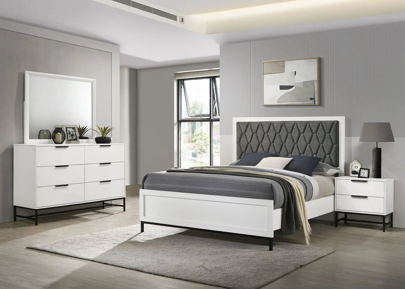 Sonora 4-piece Eastern King Bedroom Set White by Unique Piece Furniture