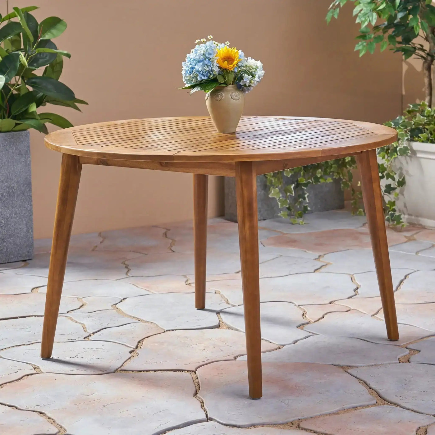 Stamford Outdoor Dining Table Modern Design by HouseOfZazla