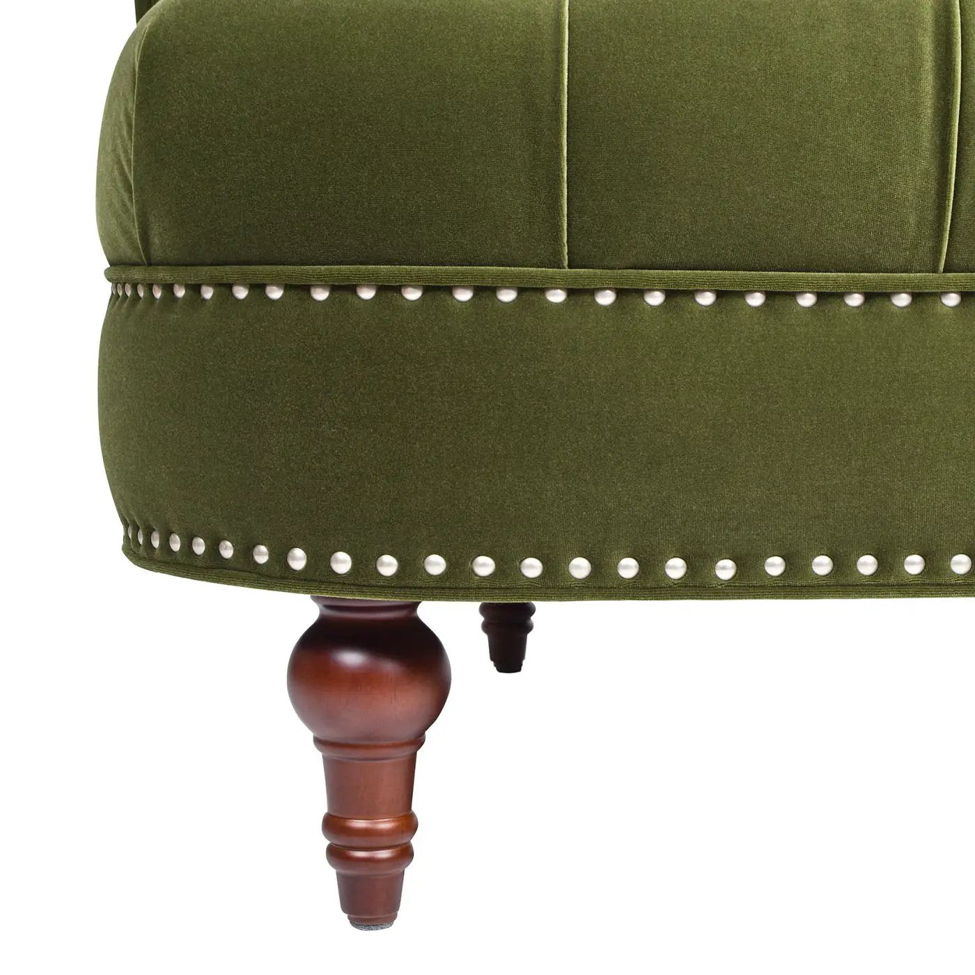 La Rosa - Victorian Chesterfield Loveseat by HouseOfZazla