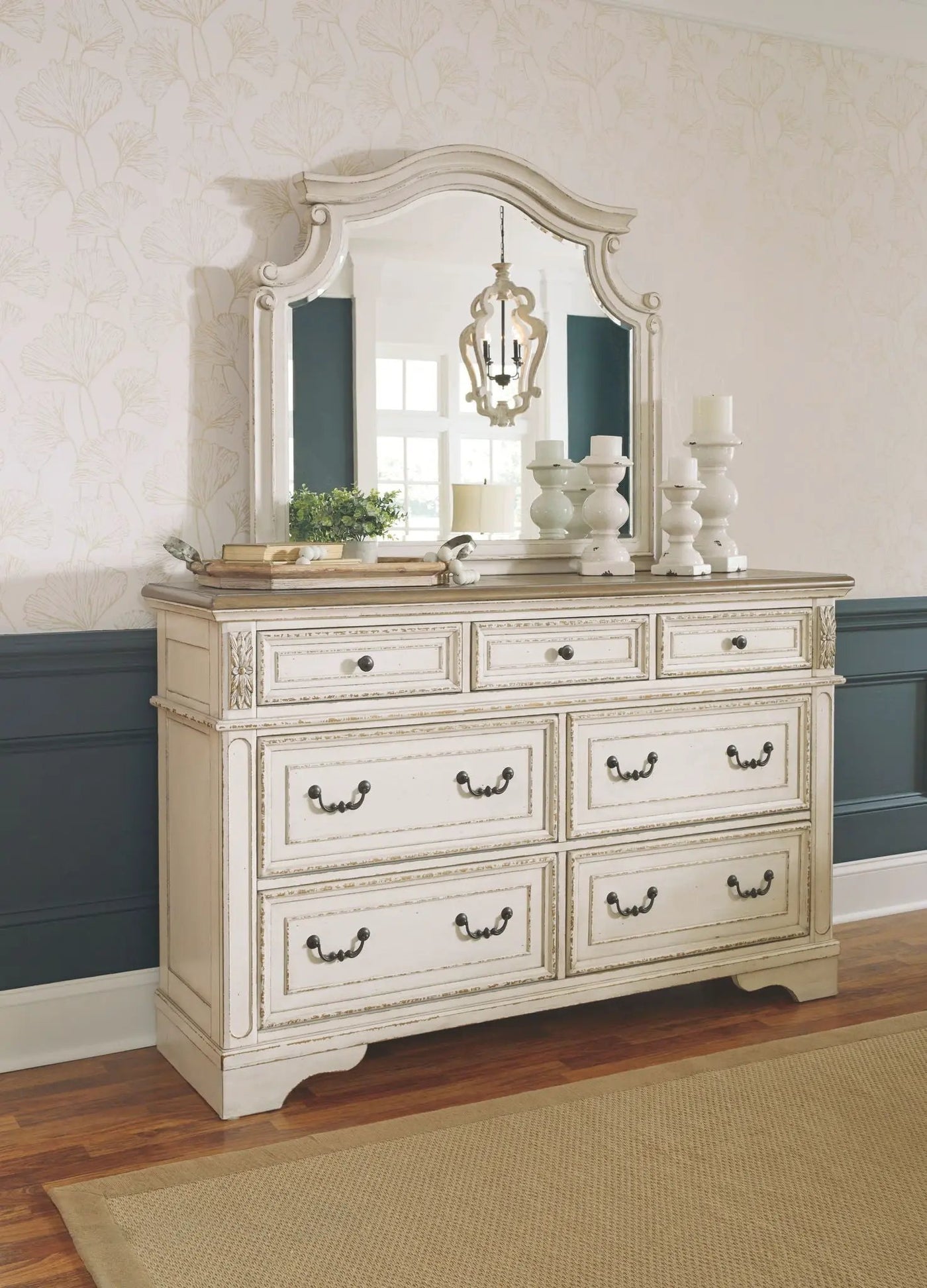 Realyn - Bedroom Sleigh Bed Set by Unique Piece Furniture