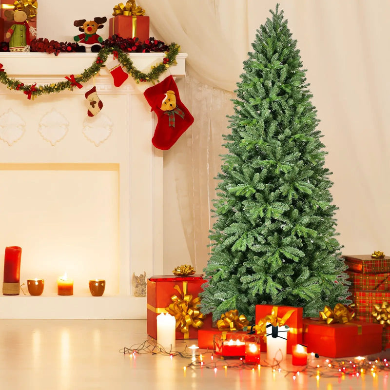 6FT Christmas Tree with 1032 PE+PVC Tips by HouseOfZazla