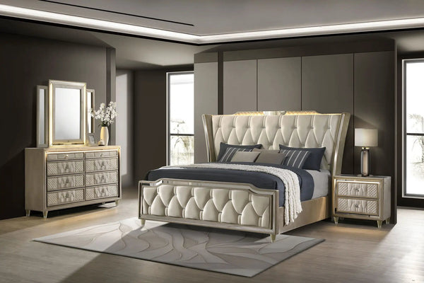 Lorient 4-piece Eastern King Bedroom Set Ivory and Camel