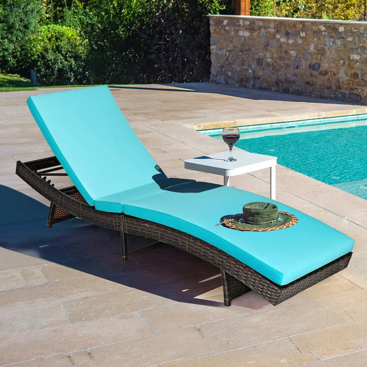 Patio Folding by DirectDeals