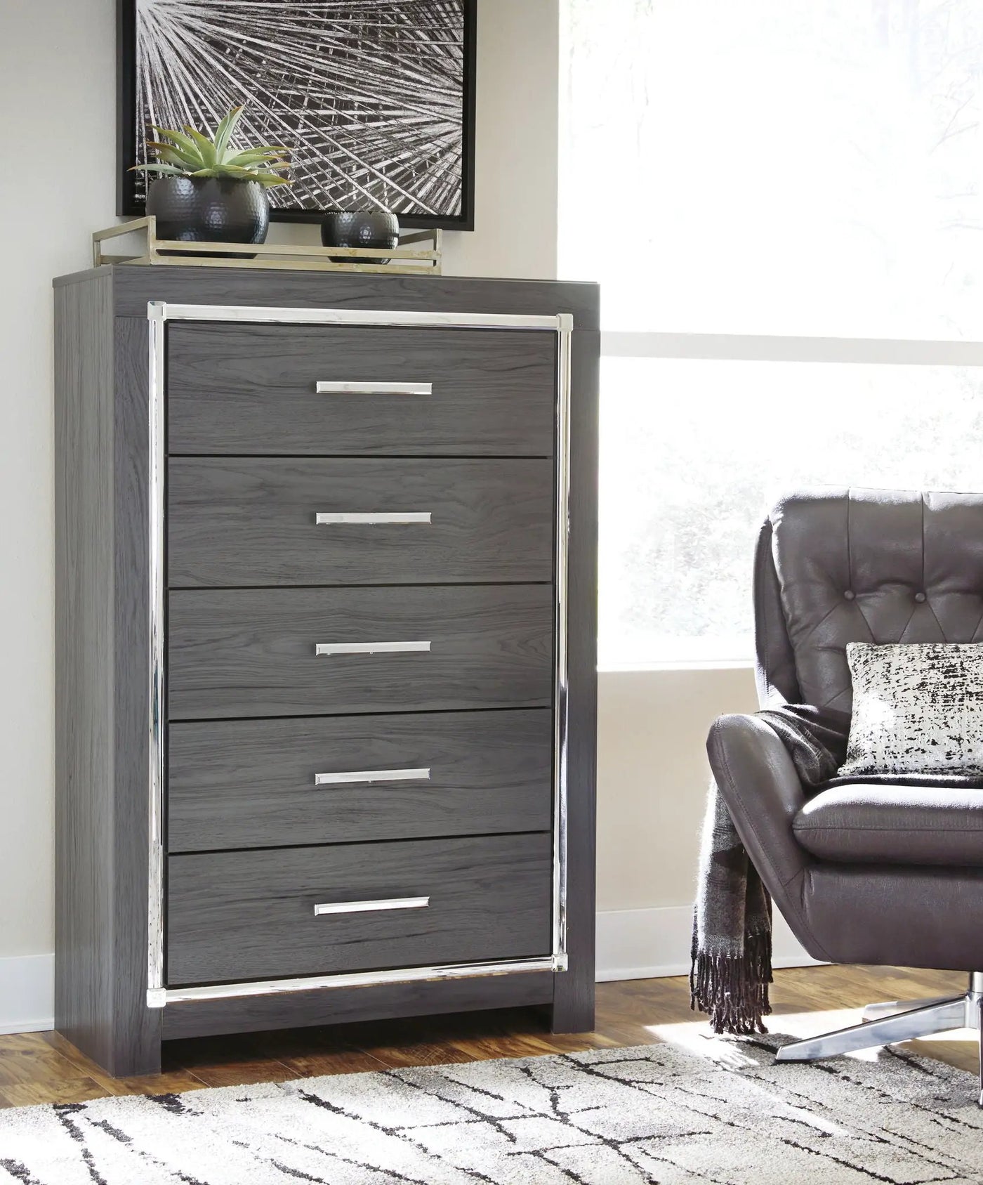Lodanna - Bedroom Set by Unique Piece Furniture