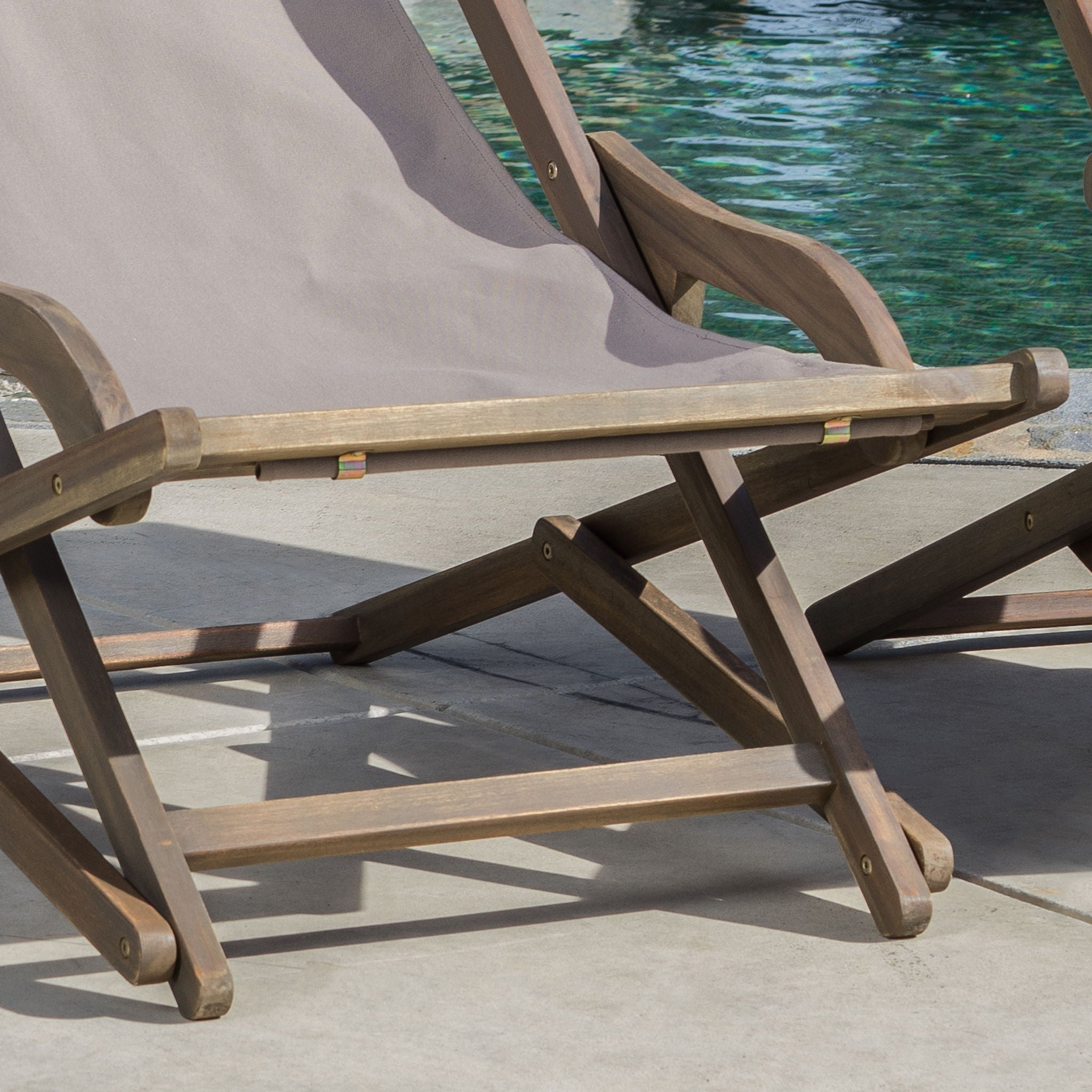 Arcadia Outdoor Sling Chair With Pillow by HouseOfZazla