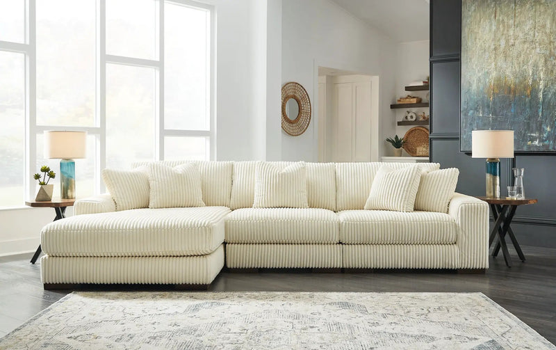 Lindyn - Sectional by Unique Piece Furniture