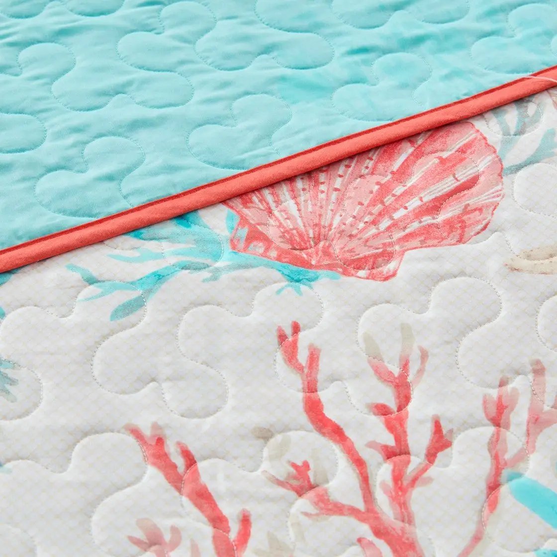 6 Piece Cotton Sateen Quilt Set with Throw Pillows Coral Full/Queen by HouseOfZazla