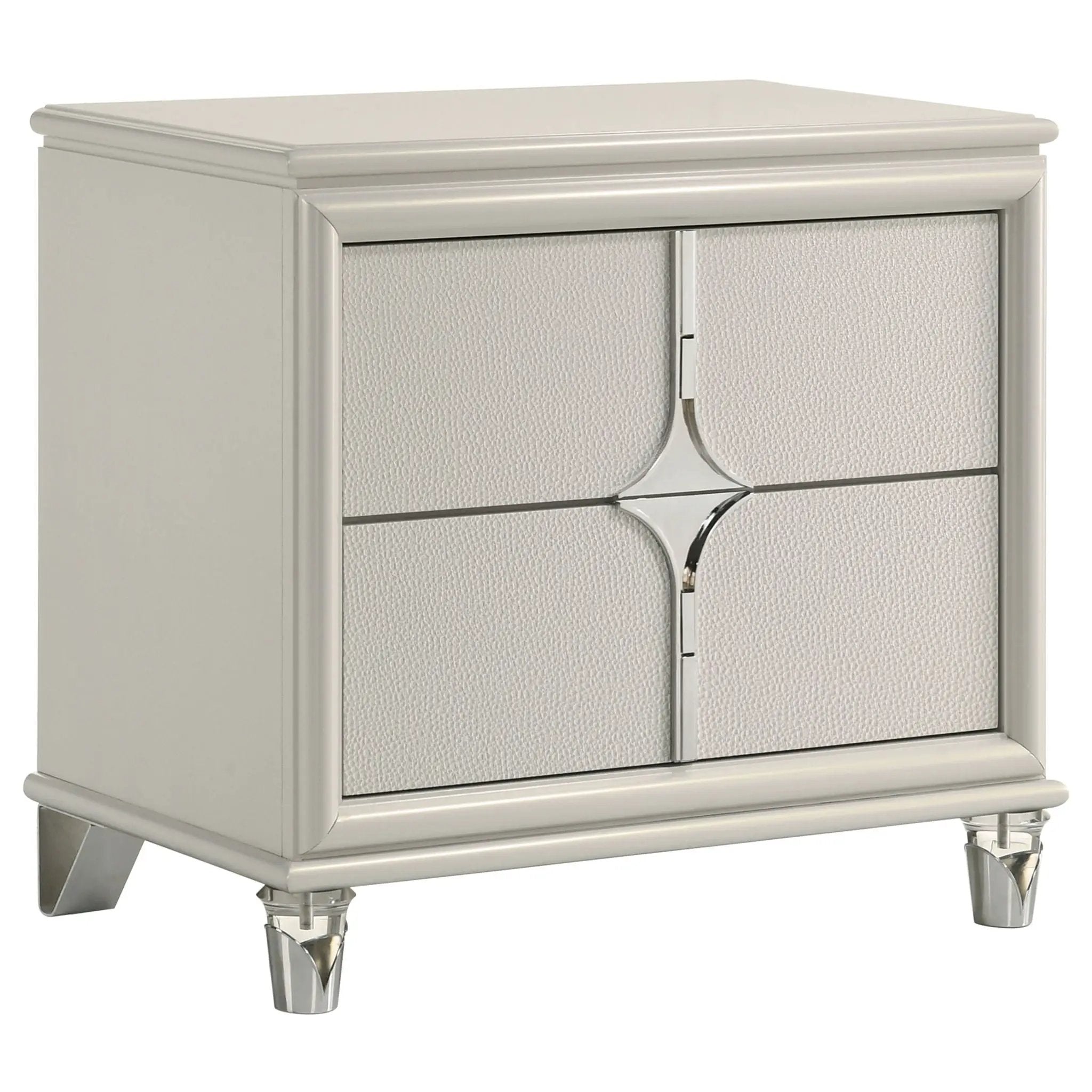 Olivia 5-piece Queen Bedroom Set Pearl White by Unique Piece Furniture