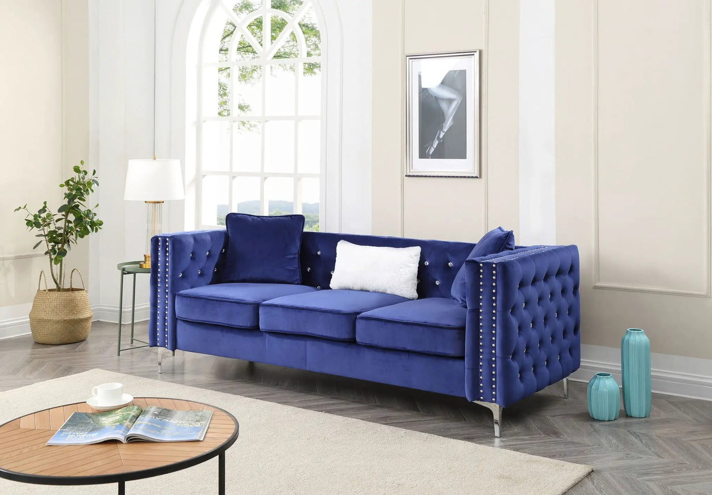 Paige - Sofa by Unique Piece Furniture