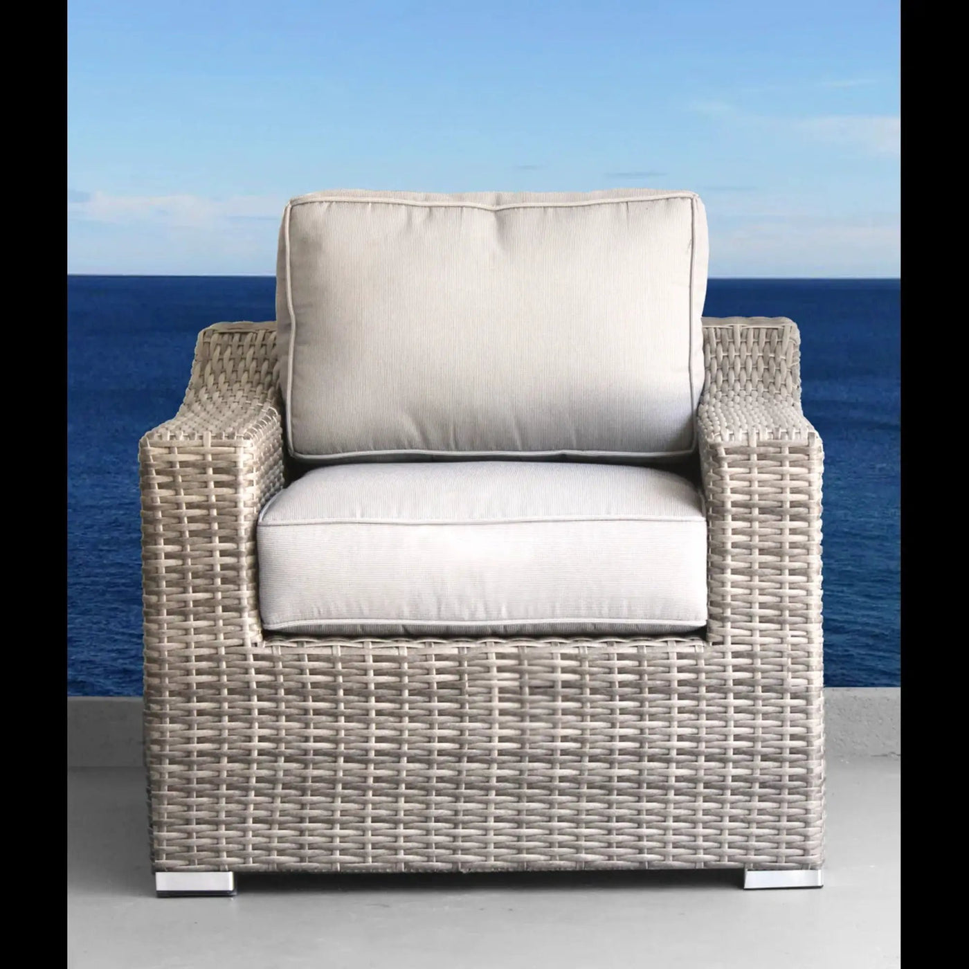 Patio Chair With Cushions Modern Design by HouseOfZazla
