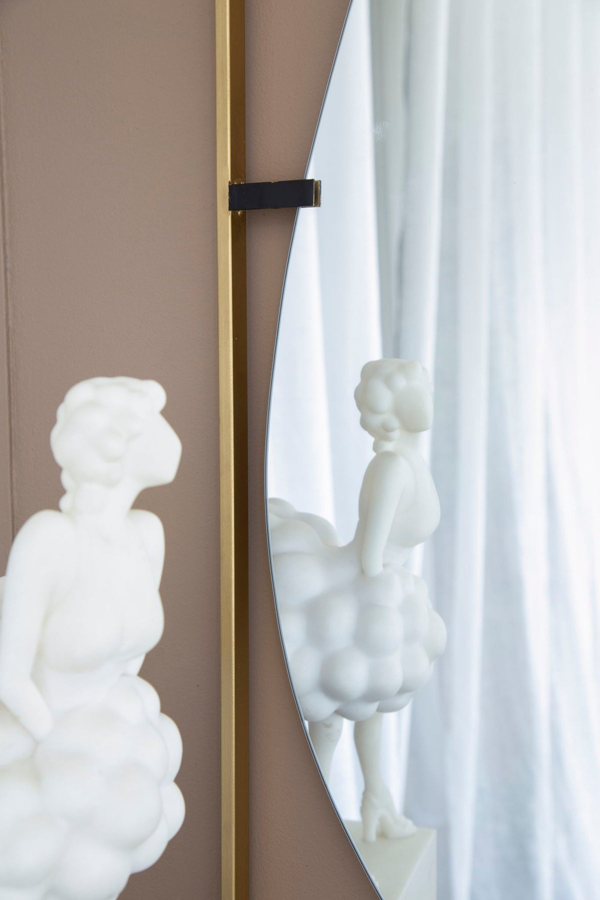 Gold Metal Frame Wall Mirror with Contemporary Design, photo 16 of 28