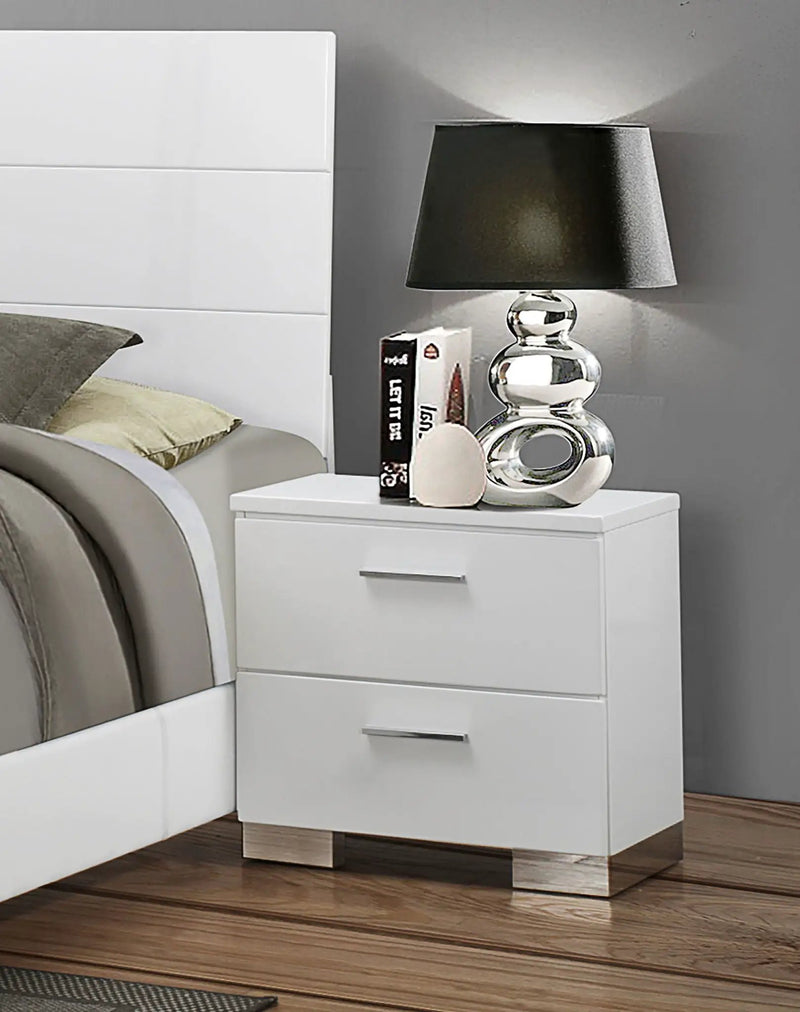 Felicity 2-drawer Nightstand White High Gloss by Unique Piece Furniture