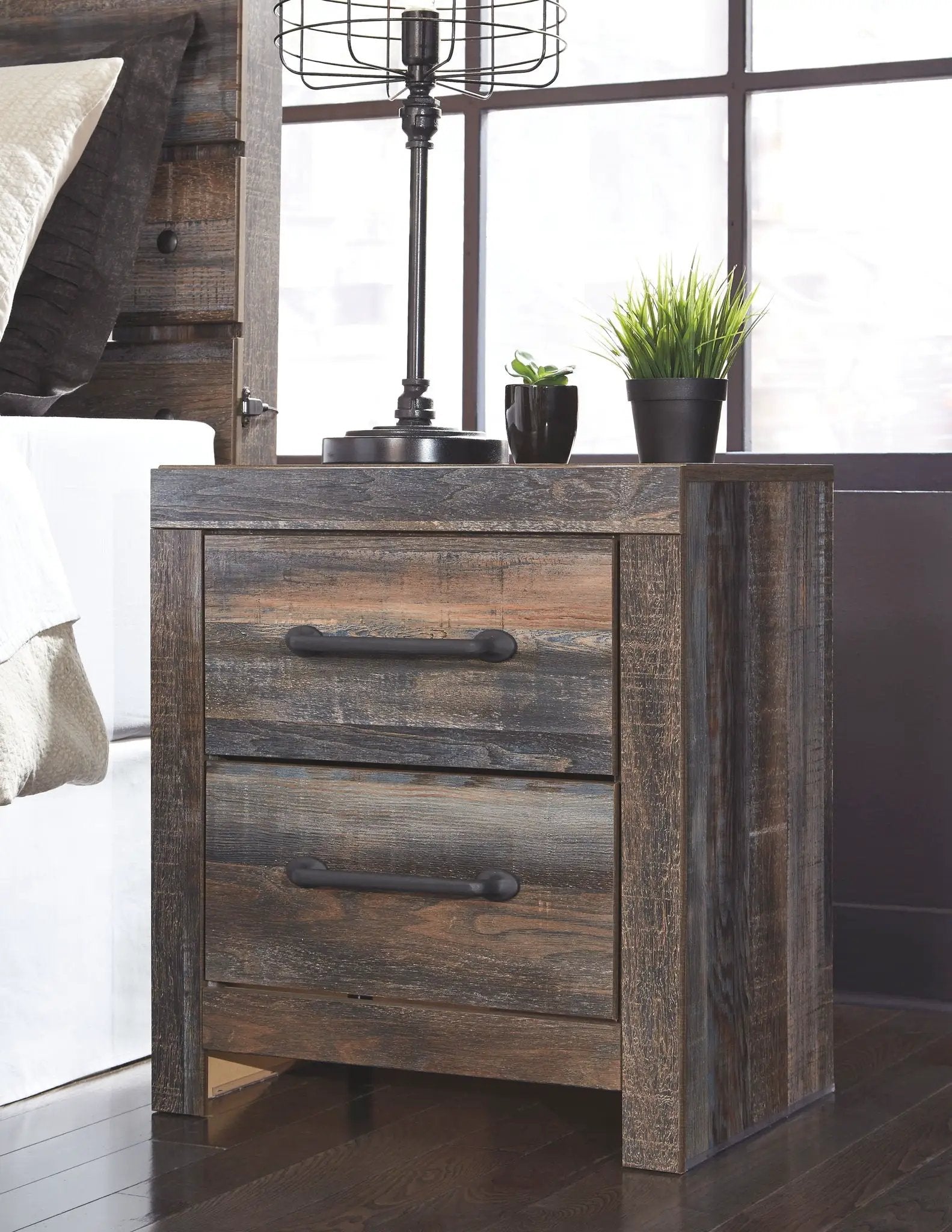 Drystan - Panel Bedroom Set by Unique Piece Furniture