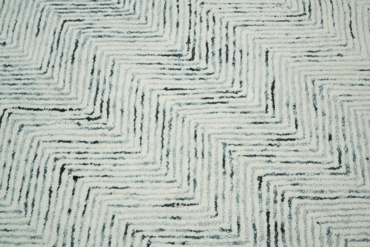 Modern Style Hand Tufted Blue and Ivory Area Rug by The Rug Decor