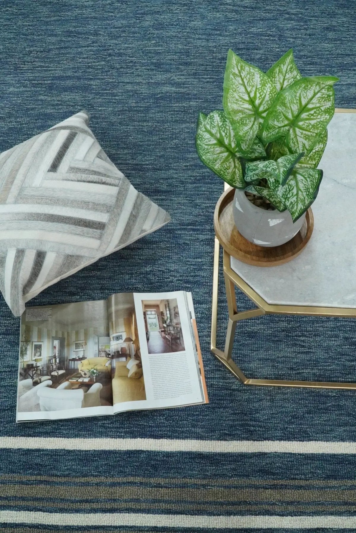 Modern Solid Design Blue Hand Tufted Wool Area Rug by The Rug Decor