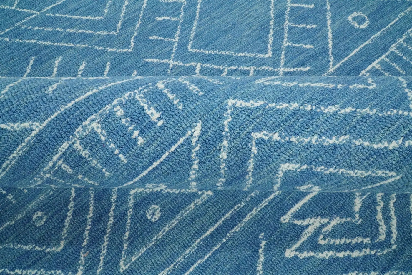 Blue Modern Contemporary Hand Tufted Wool Area Rug by The Rug Decor