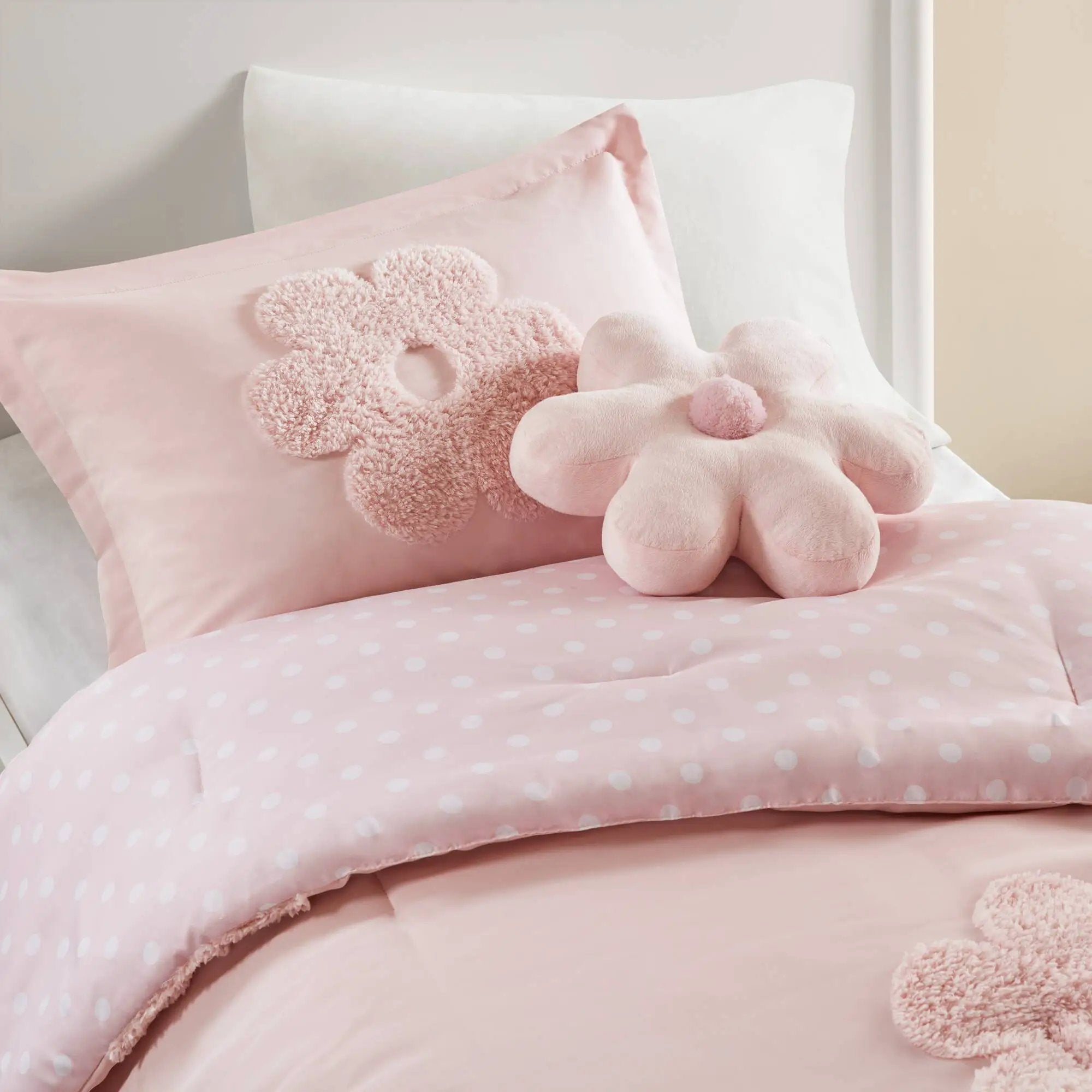 3-Piece Twin Floral Reversible Tufted Chenille Comforter Set by HouseOfZazla