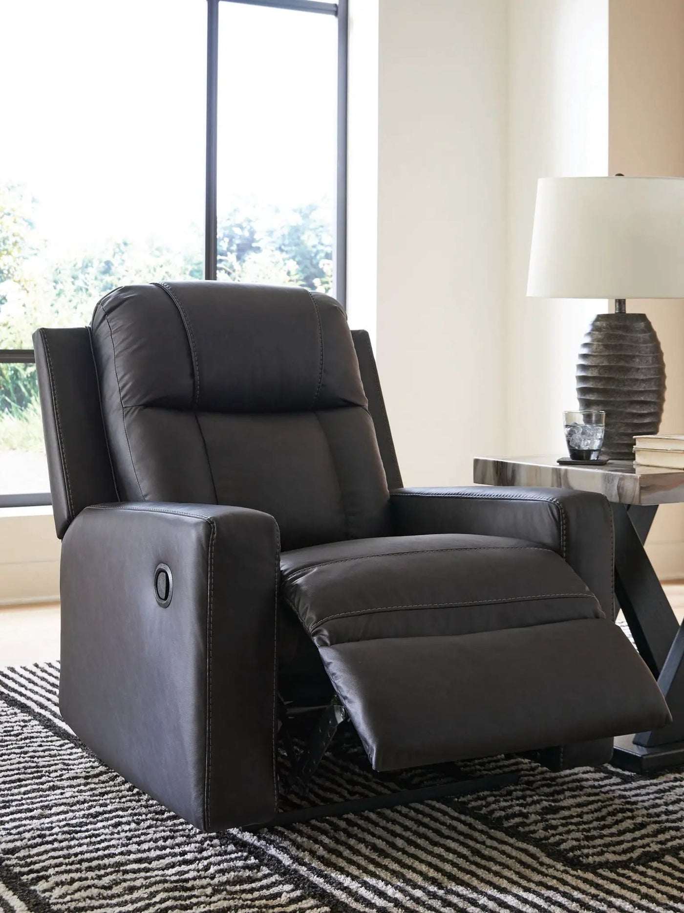 Mackmenville - Zero Wall Recliner by Unique Piece Furniture