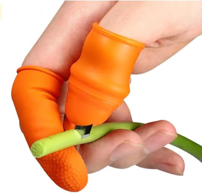 Fruit and Vegetable Picking Potted Plants Trim Silicone Thumb Knife Set Picking Portable Knife Garden Tools (1) by GreenHaven Gardens