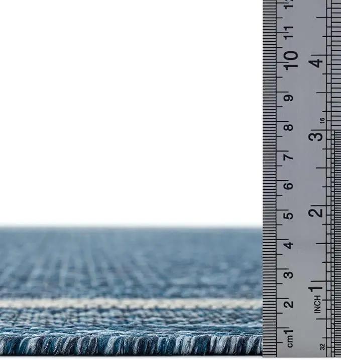 Unique Loom Outdoor Border Collection Area Rug - Soft Border (10' Round Blue/Ivory) by GreenHaven Gardens