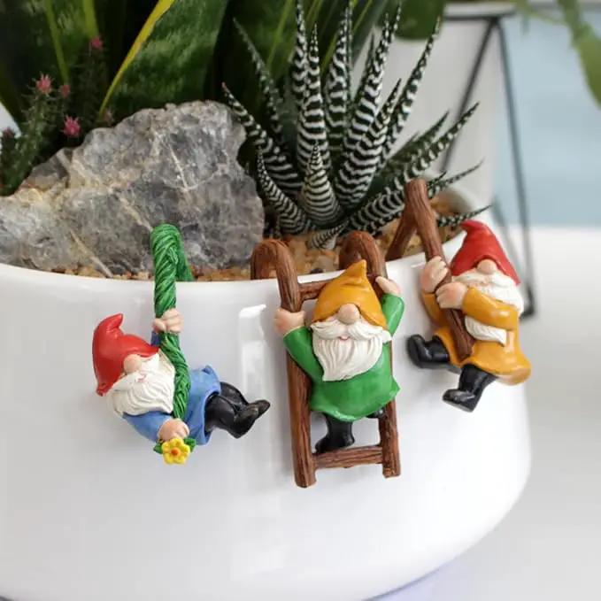 Set of 3 Cute Climbing Gnome Figurines Flower Pot Hugger, Resin Hanging Gnomes Statue Outdoor Decor Fence Ornaments for Patio Lawn Garden Yard by GreenHaven Gardens