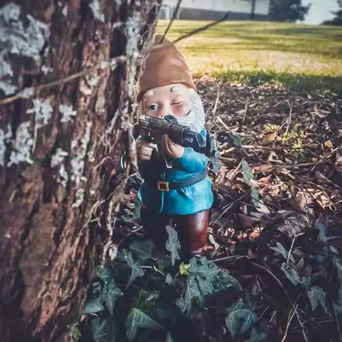 3Pcs Military Soldier Garden Gnomes with Guns AK47, Funny Army War Combat Defender Gnome Statue Figurines, Indoor Outdoor Patio Yard Lawn Desktop Ornament Decor,Valentine's Day Men Gift by GreenHaven Gardens