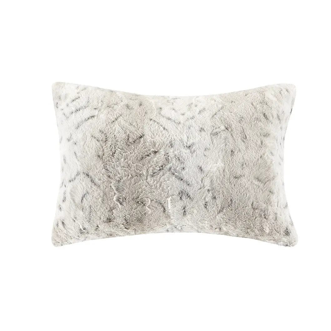 King 4PC Faux Fur Comforter Set by HouseOfZazla