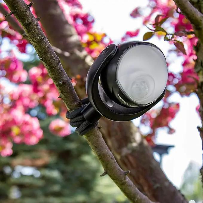 Limitless Innovations Lumenology Portable LED Motion Sensor Light Provides 148 Lumens with a 13 ft Detectable Range and Flexible Tripod Base with Magnetic Option – Indoor/Outdoor (Black) by GreenHaven Gardens