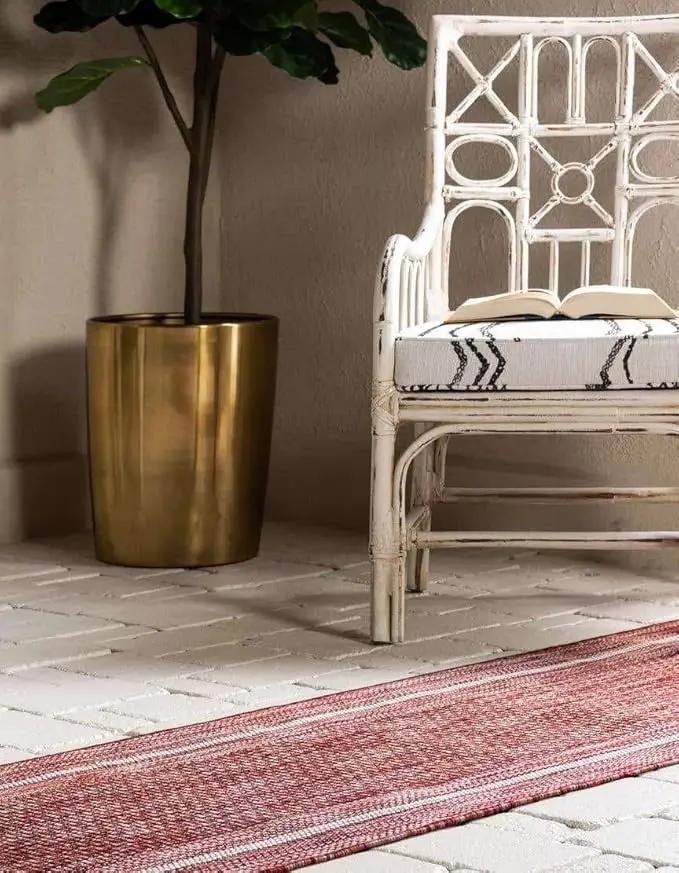 Unique Loom Outdoor Border Collection Area Rug - Soft Border (2' x 8' Runner, Rust Red/ Ivory) by GreenHaven Gardens