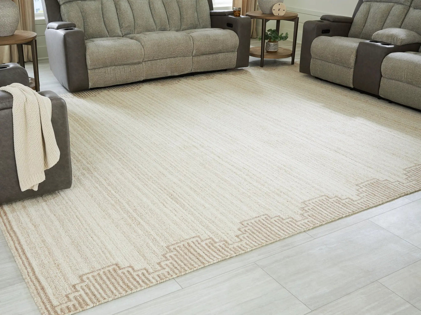 Emorymore - Rug by Unique Piece Furniture