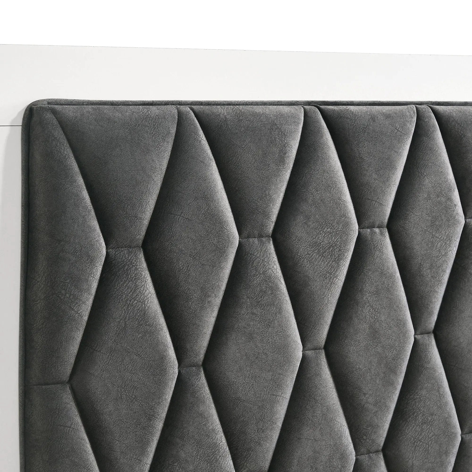 Taraval - Queen Upholstered Panel Bed - White