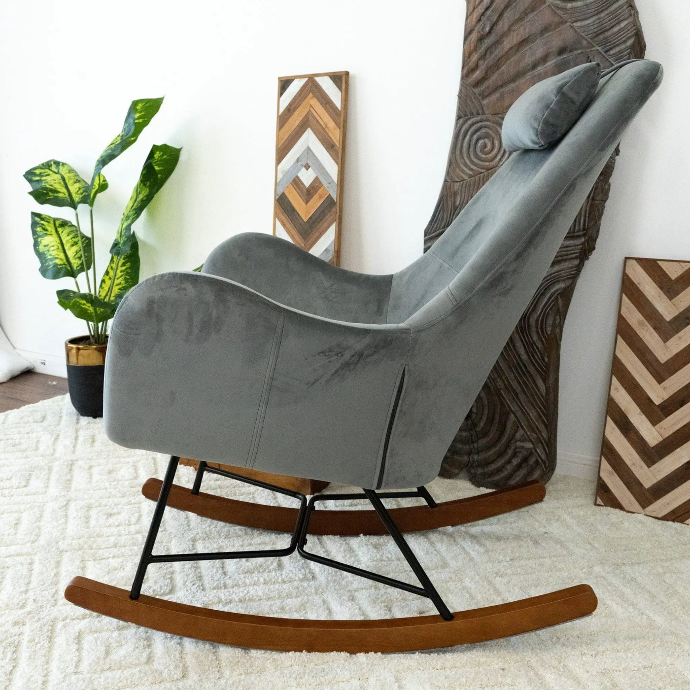 Chel - Mid-Century Modern Rocking Chair by HouseOfZazla