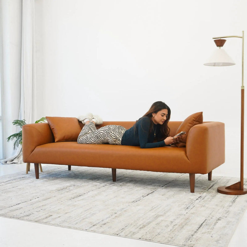 Elwood - Sofa - Cognac by HouseOfZazla