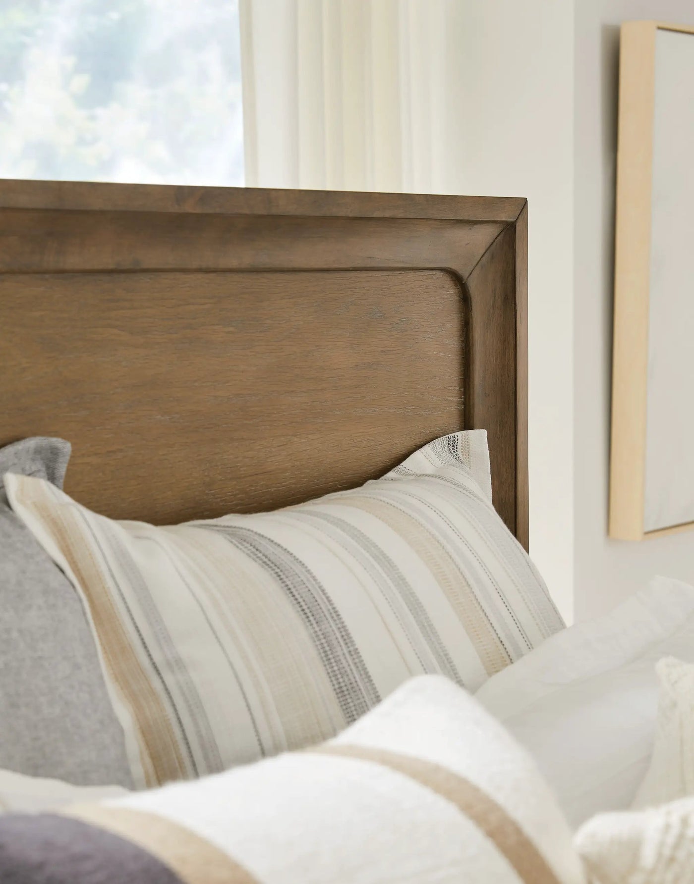 Lindon - Complete Panel Bed - Belgian Wheat by Unique Piece Furniture