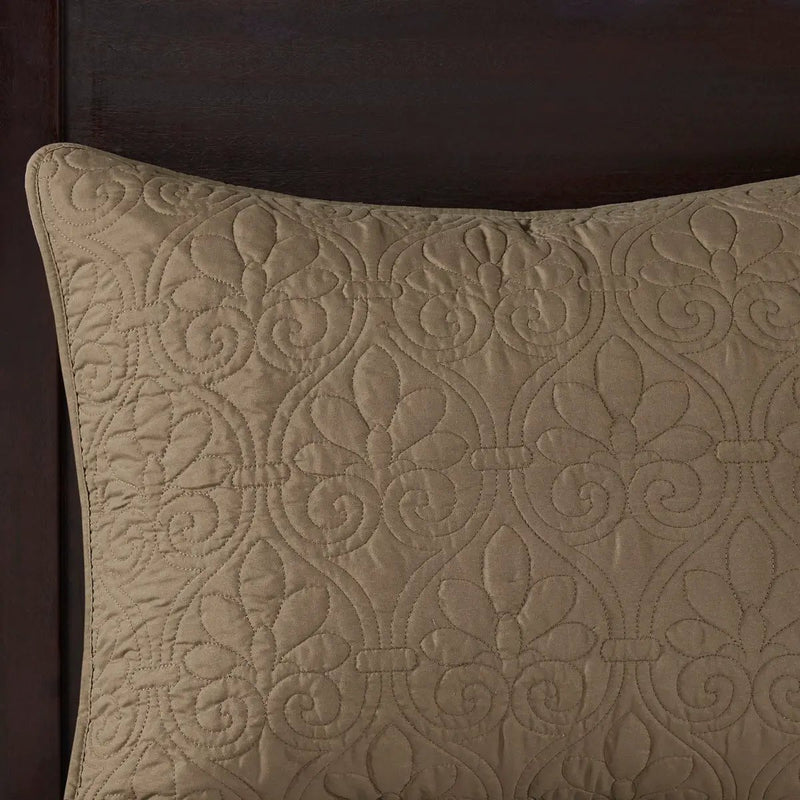 Reversible Quilt Set Mocha Full/Queen by HouseOfZazla