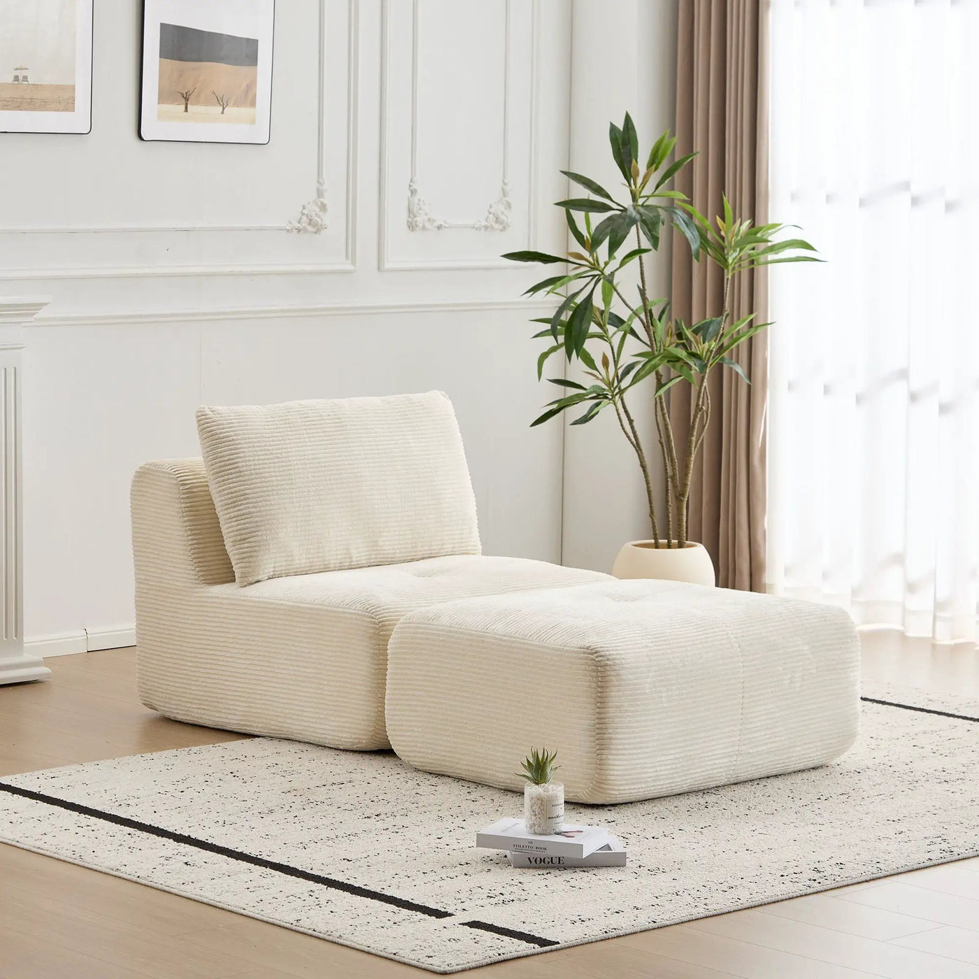 Single Chaise Longue With Movable Ottoman For Living Room by HouseOfZazla