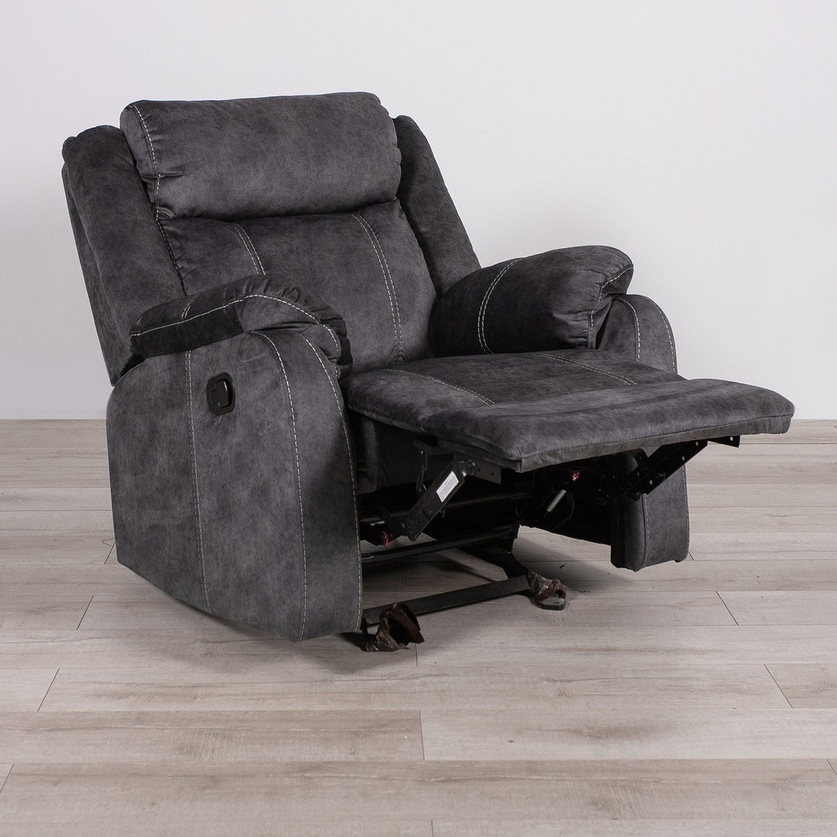 Sonet - Domino Reclining Chairs, photo 9 of 19