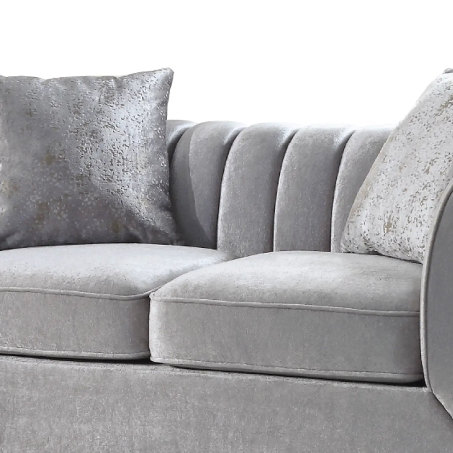 Velencia - Modern Style Loveseat