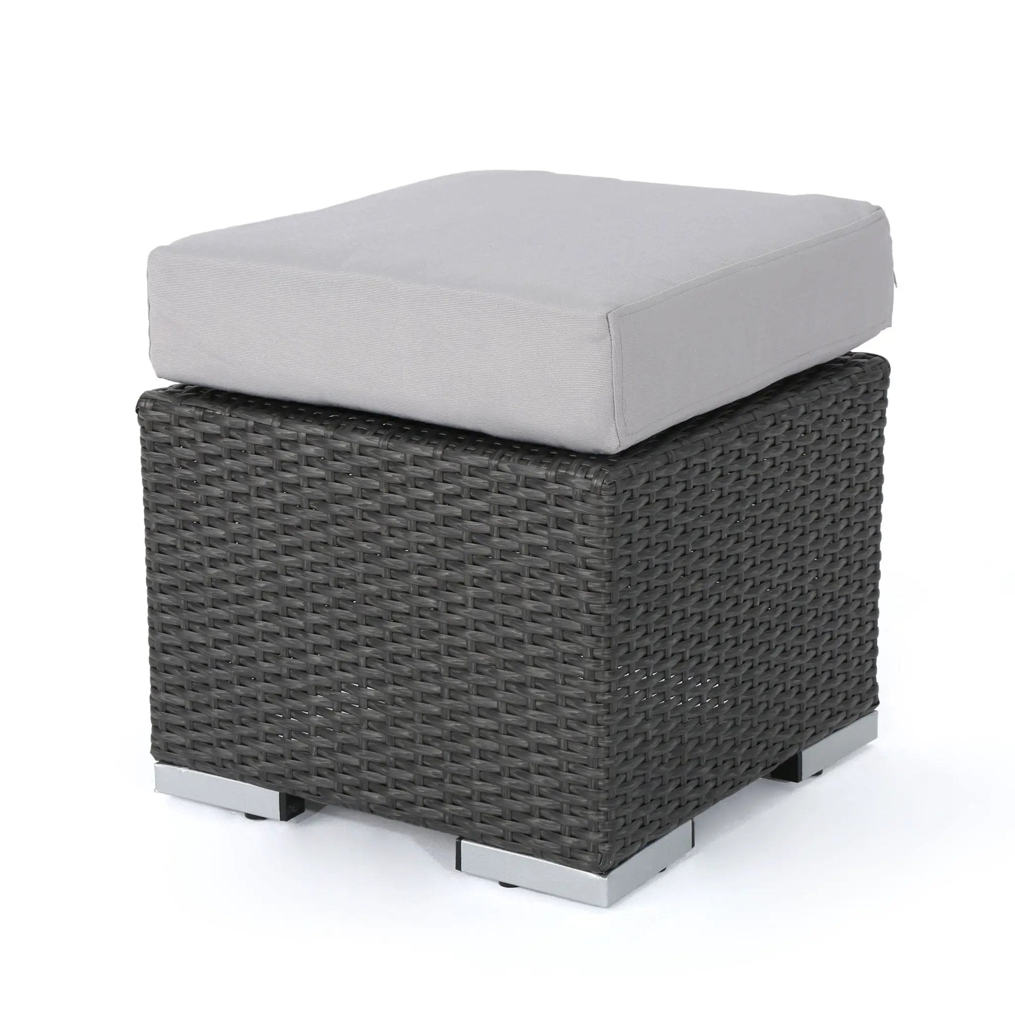Santa Rosa Outdoor Lounge Ottoman by HouseOfZazla