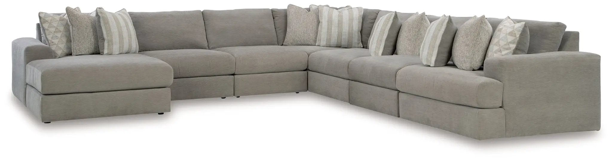 Avaliyah - Sectional by Unique Piece Furniture