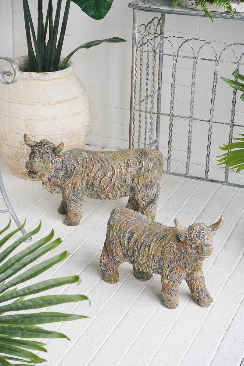 15.9x6.3x12.2"  Highland Cow Figurine, photo 9 of 10