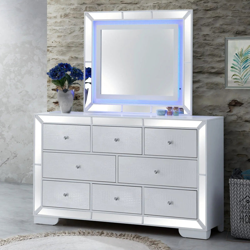 Hollywood Hills - Mirror - White by HouseOfZazla