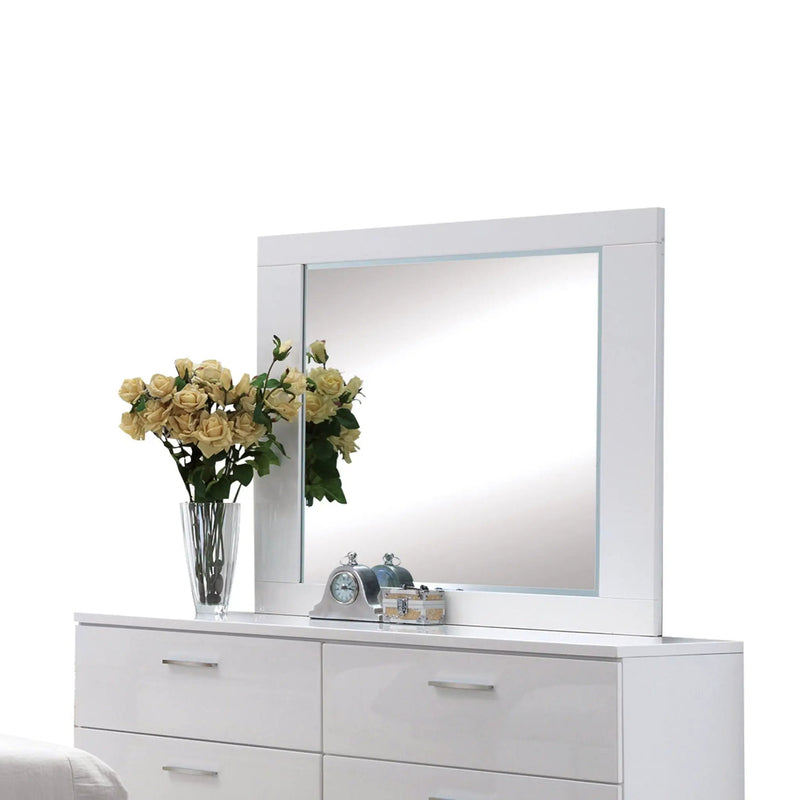 Lorimar - Mirror - White by Unique Piece Furniture